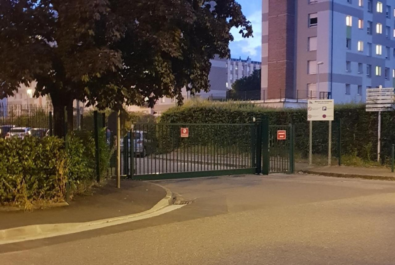 Votre Cocon Parfait A 9 Min D'eurexpo Et 14 Min Groupama Apartment *